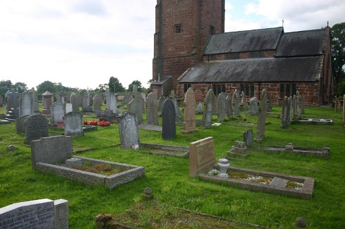 Commonwealth War Graves St Peter Churchyard #1
