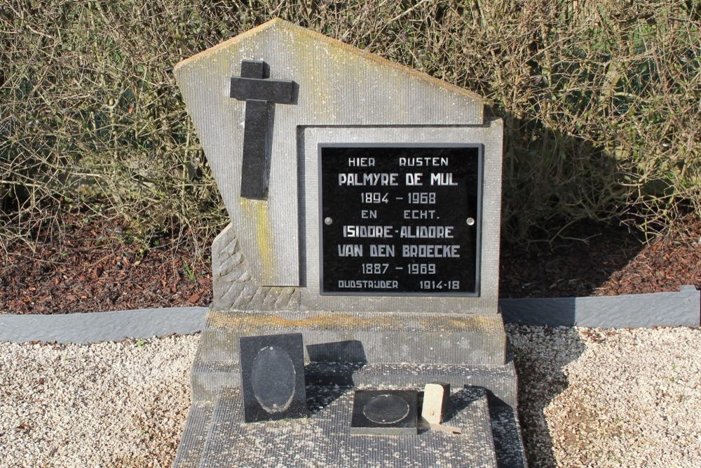 Belgian Graves Veterans Impe (Lede) #3