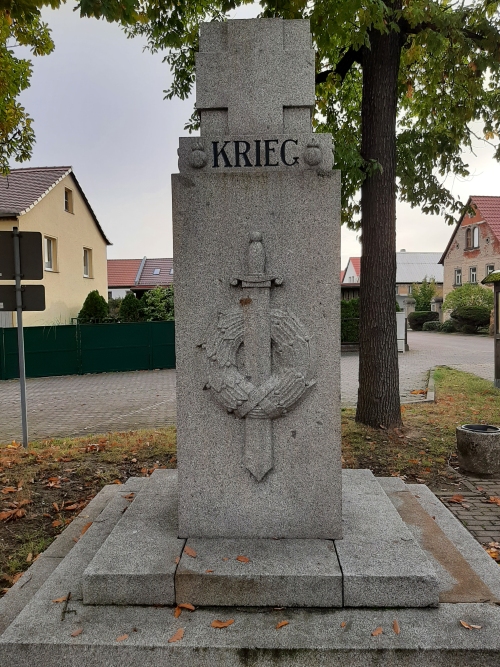 Monument Gesneuvelden Luppa #2