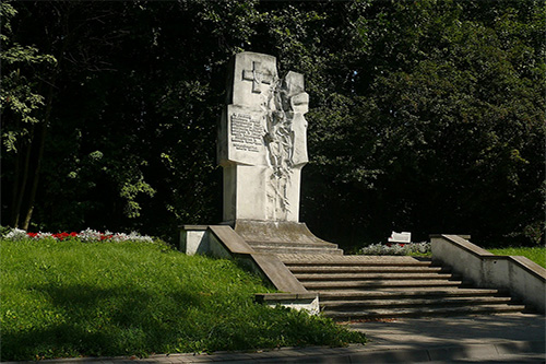 Execution Memorial 1944