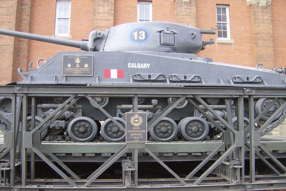 M4A2(76)W Sherman Tank 