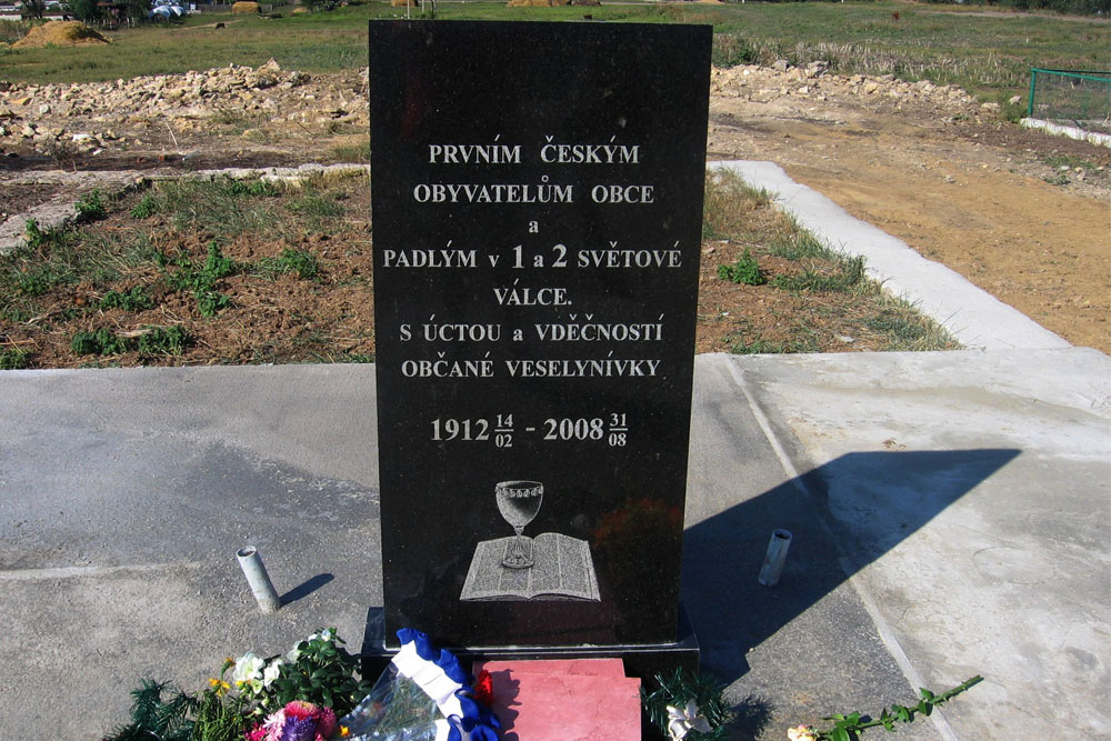 War Memorial Veselynivka