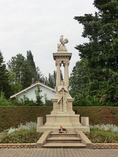 War Memorial Belleville #1