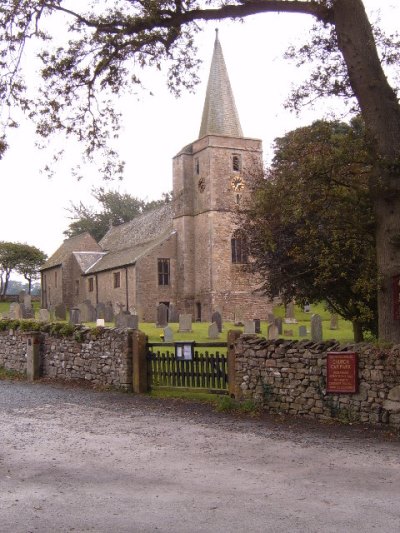 Oorlogsgraf van het Gemenebest St. Peter Churchyard #1