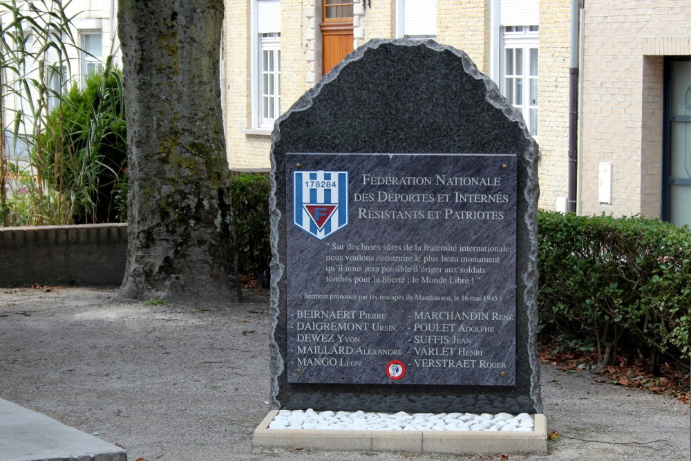 Oorlogsmonument Bourbourg #4