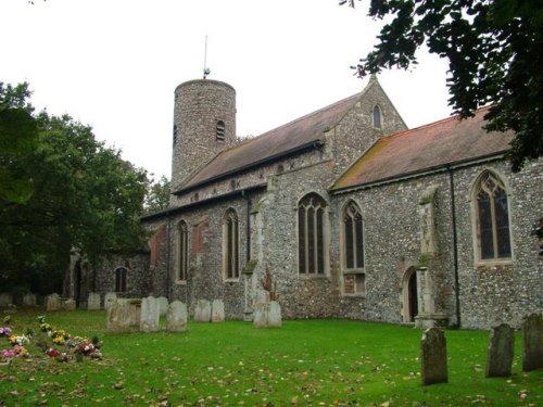 Oorlogsgraven van het Gemenebest St. Nicholas Churchyard