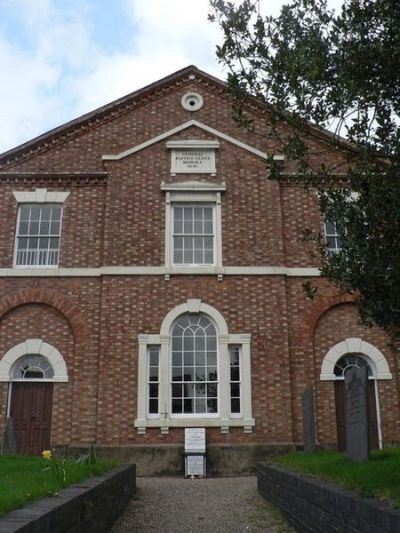 Oorlogsmonument Barton in the Beans