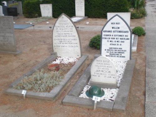 Dutch War Graves Haastrecht #2