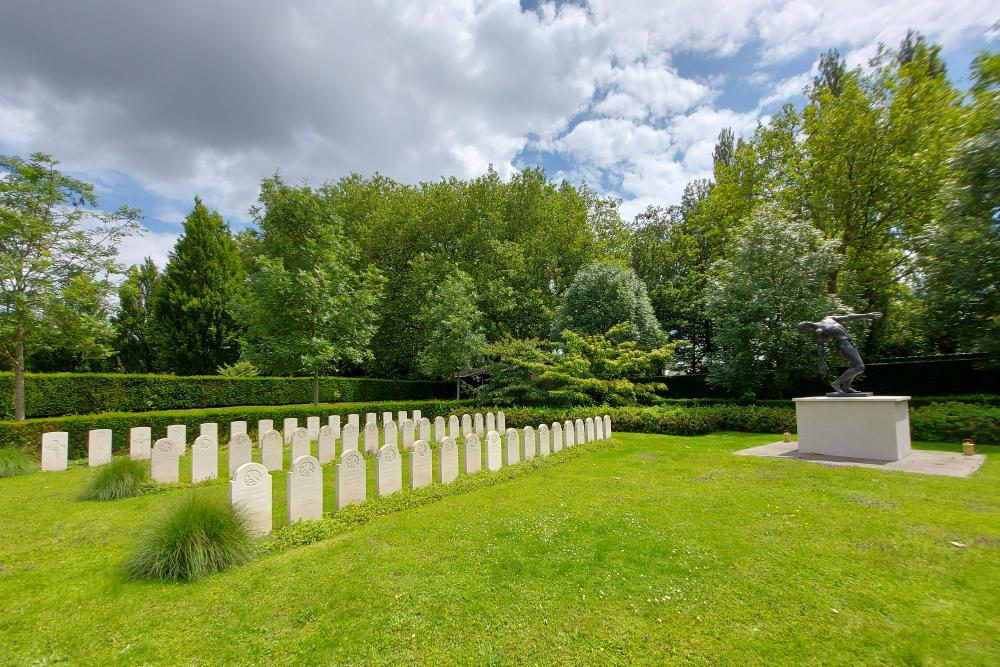 Dutch War Graves Dordrecht #3