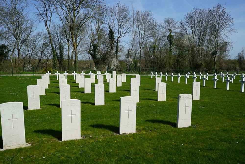 French War Cemetery Berry-au-Bac #2