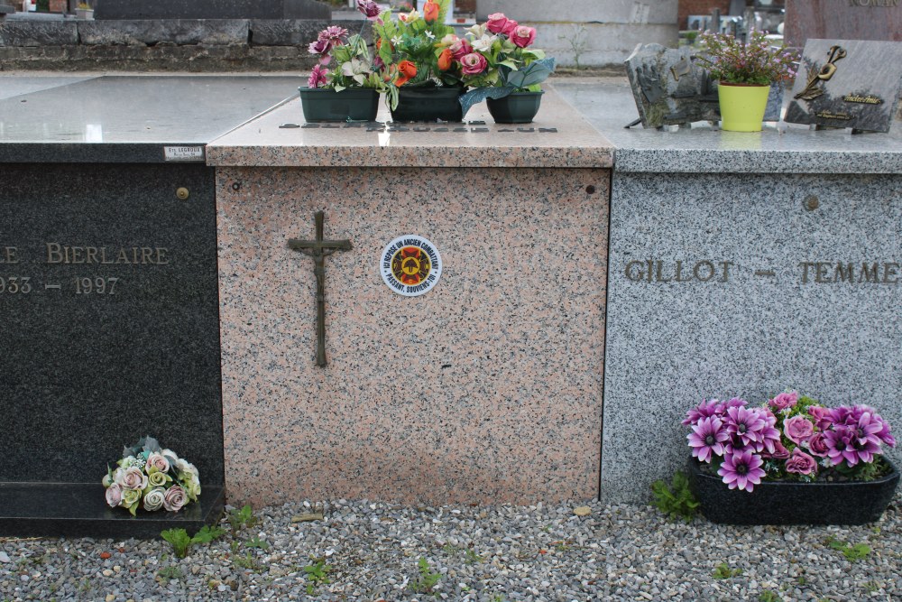 Belgian Graves Veterans Nalinnes Haies #1