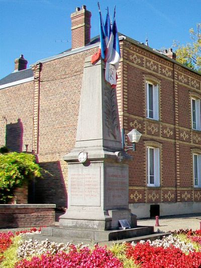 Oorlogsmonument Longueil-Sainte-Marie #1