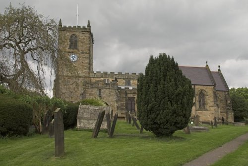 Oorlogsgraven van het Gemenebest All Saints Churchyard