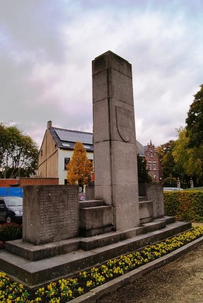 War Memorial Rumst #2