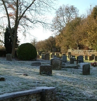 Commonwealth War Graves Burford and Upton and Signet Cemetery