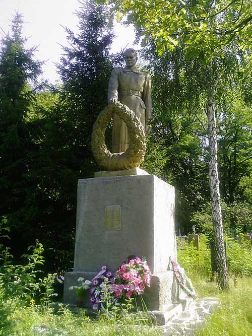 Mass Grave Soviet Soldiers Lazarivske #1