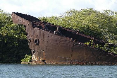 Restanten Amerikaans Munitieschip Pearl Harbor