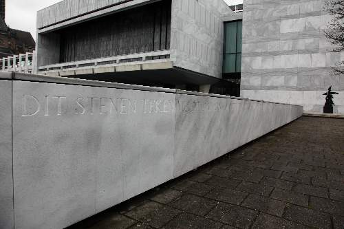 Memorials Arnhem Town Hall #3