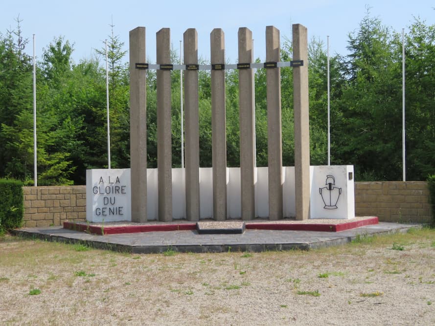 Geniemonument Les parges