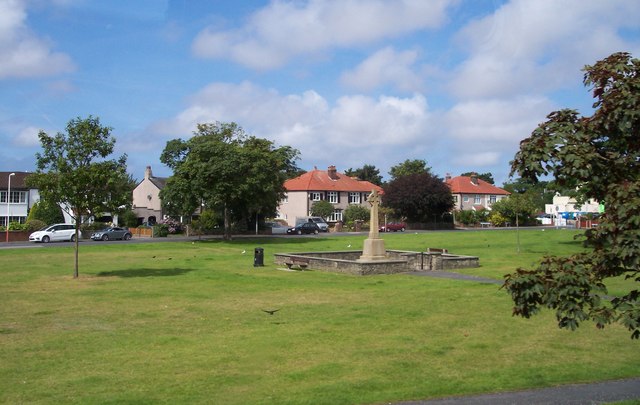 Oorlogsmonument Ainsdale #1