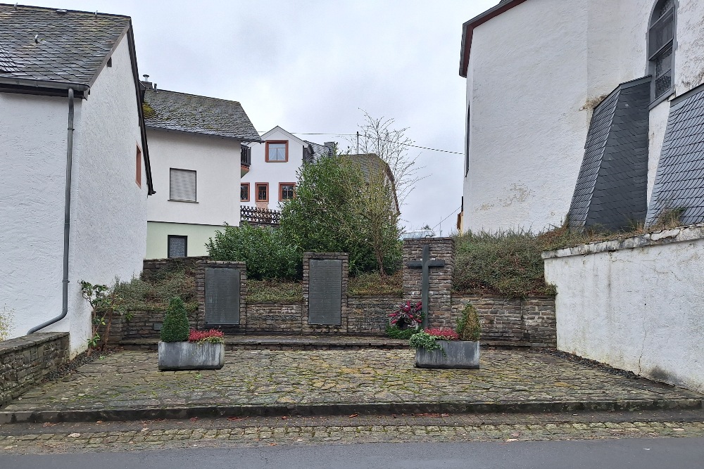 Oorlogsmonument Dasburg #2