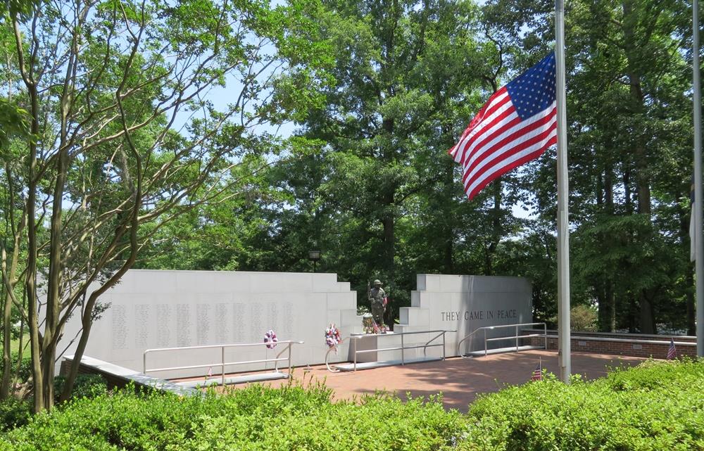 Beiroet Monument