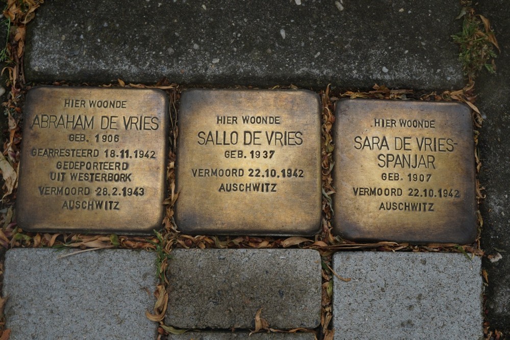 Stolpersteine Lange Wal 22