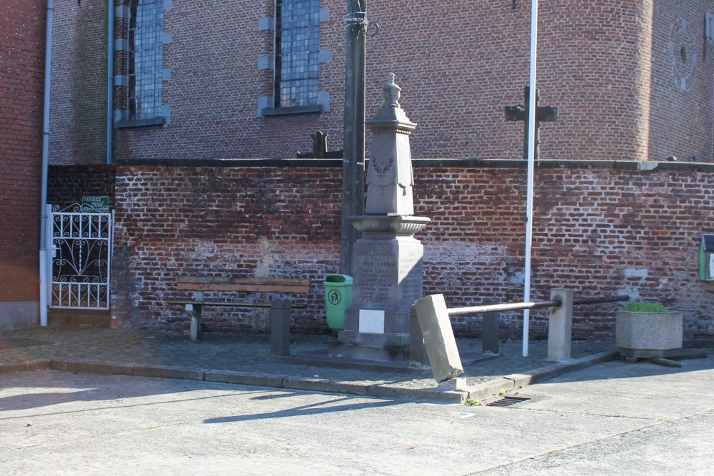 Oorlogsmonument Oeudeghien #1