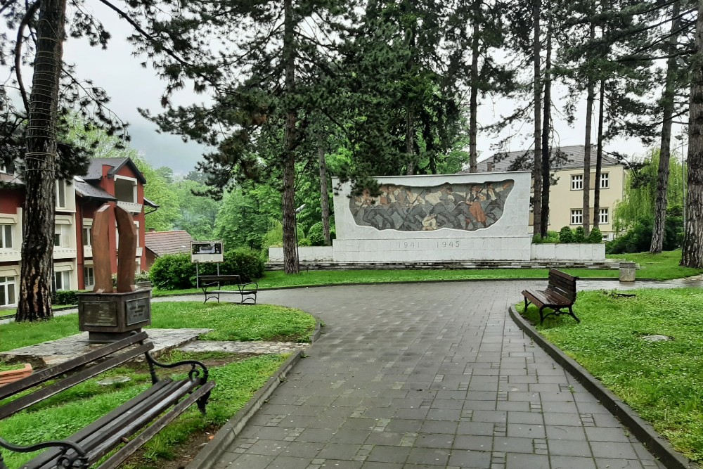 Monument Voor De Revolutie 1941-1945 Ivanjica #3