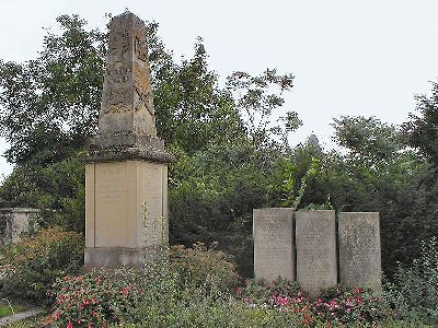 Oorlogsmonument Untergriesheim #1