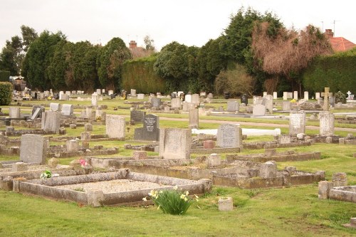 Commonwealth War Graves Eastwood Burial Ground