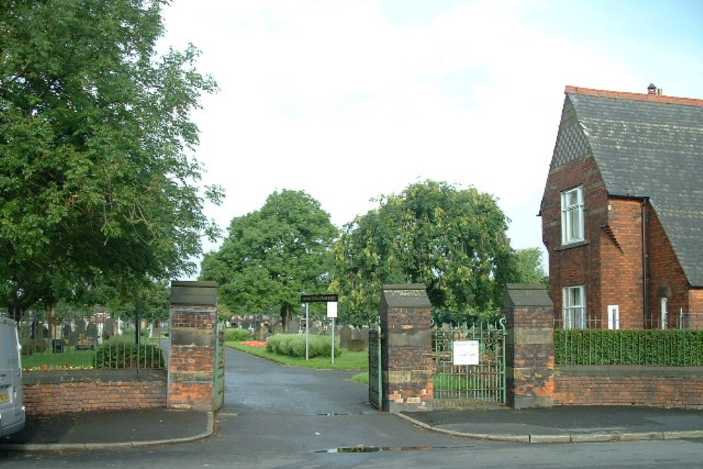 Oorlogsgraven van het Gemenebest Swinton Cemetery #1