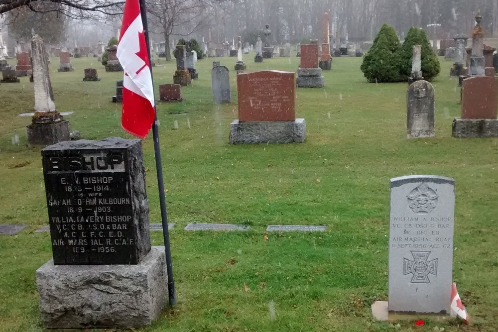 Commonwealth War Graves Greenwood Cemetery #3