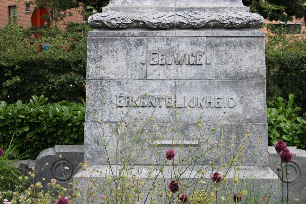 Oorlogsmonument Machelen #3