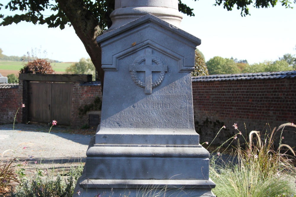 Oorlogsmonument Steenkerque #2