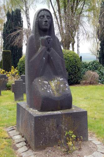 War Memorial Polch and Kaan #3