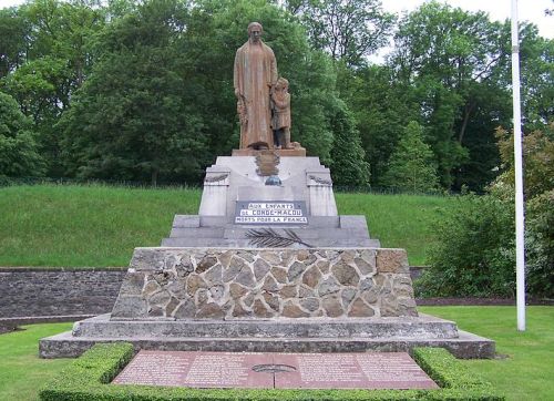 War Memorial Condé-sur-l'Escaut #1