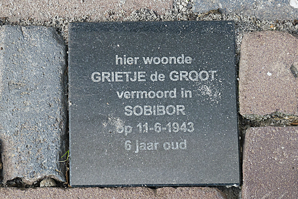 Memorial Stones Breestraat 60b #4
