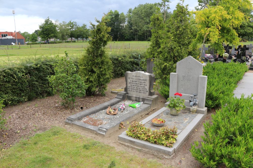Dutch War Grave Roman Catholic Churchyard Biest-Houtakker #2