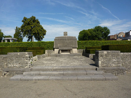 Oorlogsmonument Schaerbeek