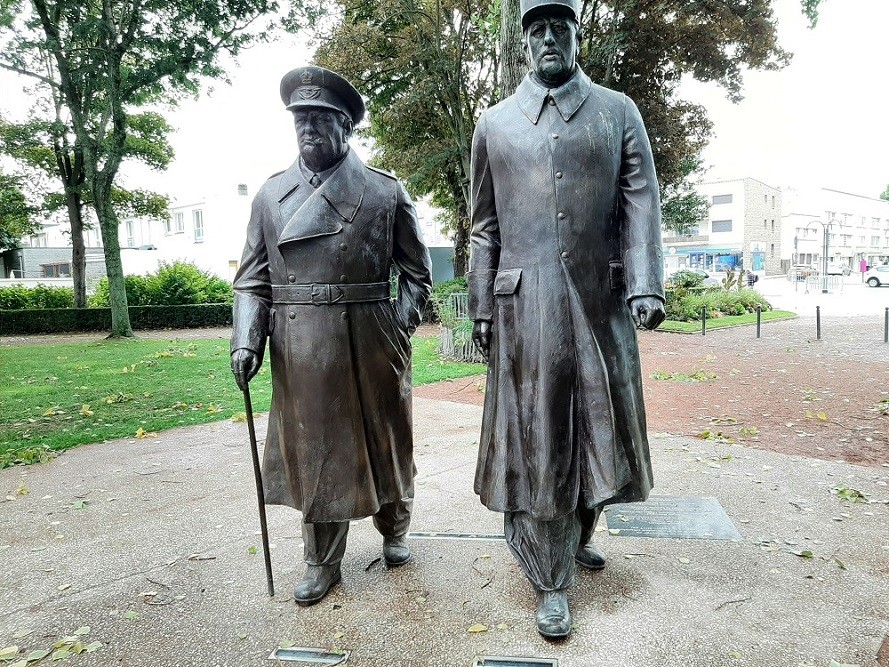 Monument De Gaulle and Churchill #3