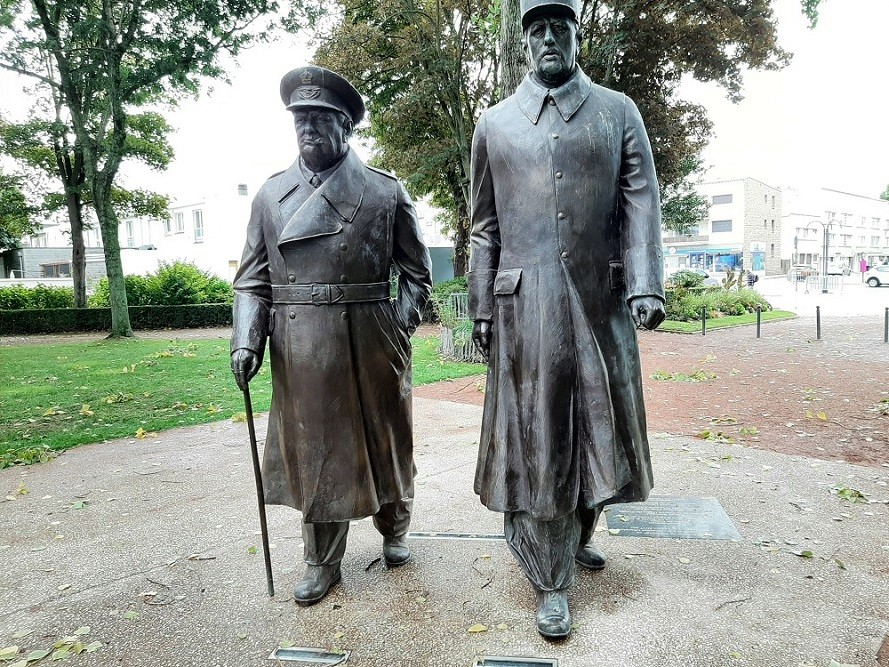 Monument De Gaulle en Churchill #3