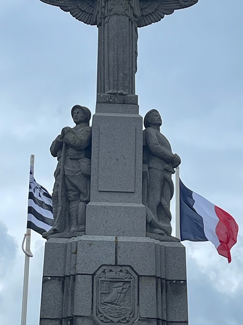 War Memorial Cancale #3