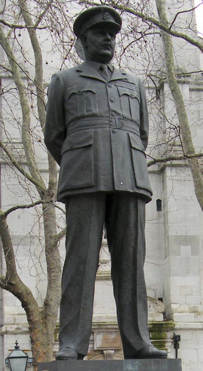 Statue Sir Arthur Harris #2