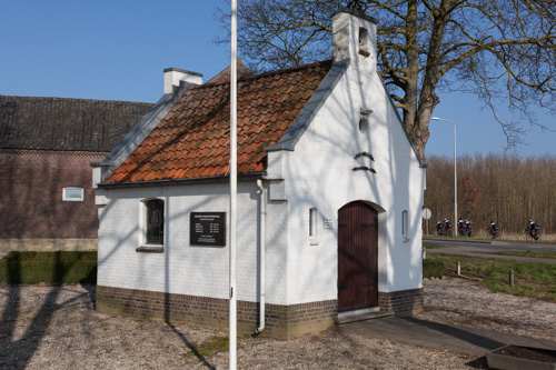 Remembrance Chapel Roosteren #1