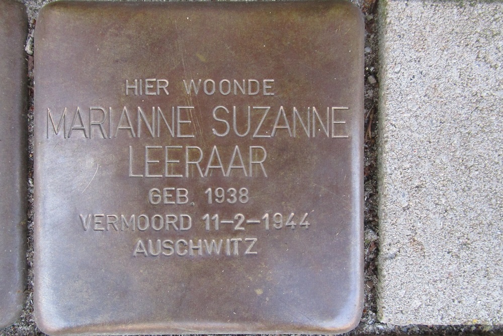 Stolpersteine Jekerstraat 9 #3