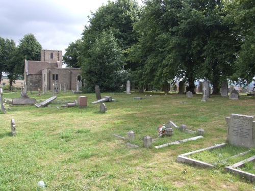 Oorlogsgraven van het Gemenebest St Helen Churchyard #1