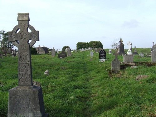 Oorlogsgraf van het Gemenebest Dromod Catholic Churchyard