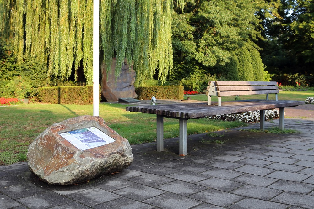 Liberation Route Marker 129: A German loose cannon