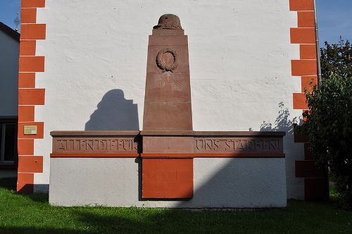 Oorlogsmonument Rodheim vor der Höhe
